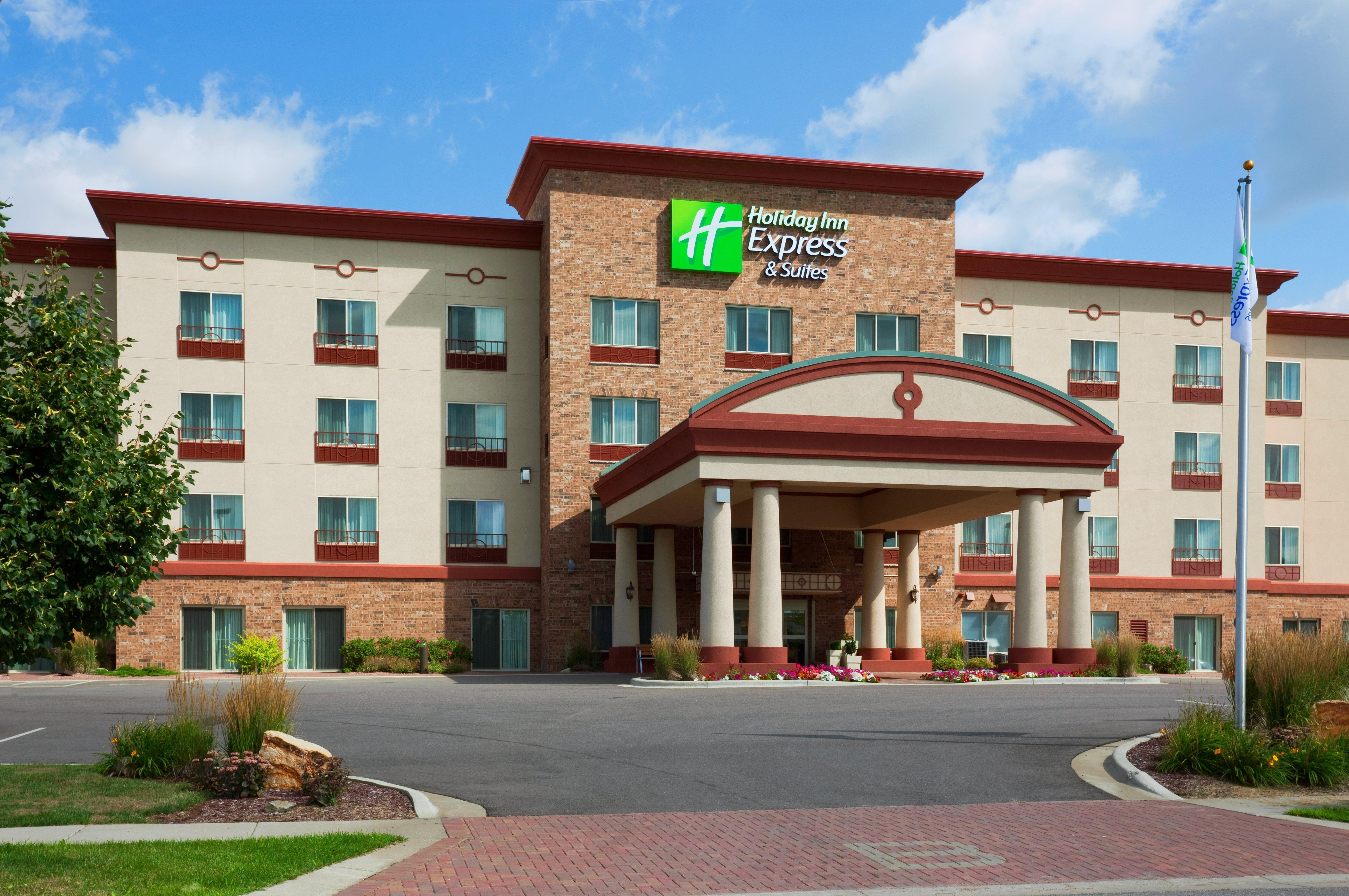 Holiday Inn Express & Suites Wausau By Ihg Weston Bagian luar foto